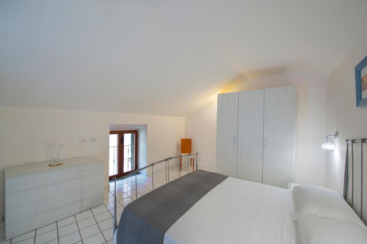 Ravello House Aparthotel ภายนอก รูปภาพ