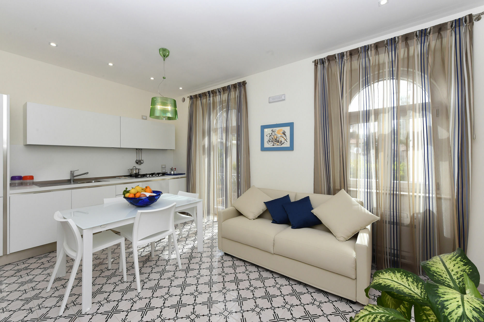 Ravello House Aparthotel ภายนอก รูปภาพ